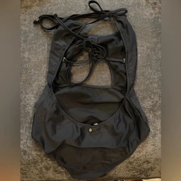 Sam Edelman Black Swimsuit - Picture 3 of 3